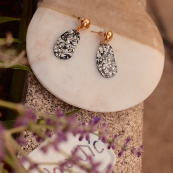 New resin Earrings silver gold Acrylic dangling - Picture 5 of 7